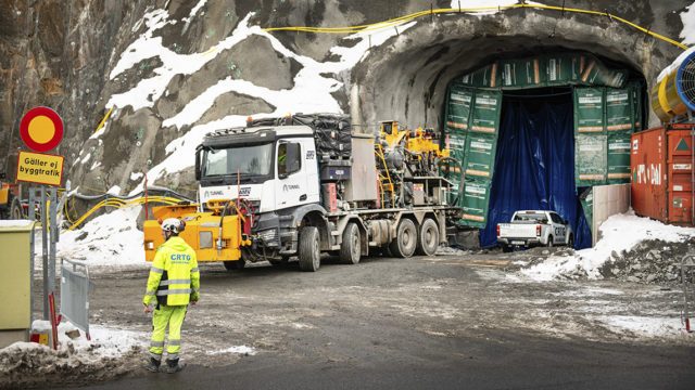 Uppgifter: Tvingades betala tillbaka lön