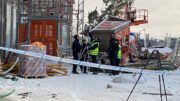 Tre personer åtalas efter hissolyckan
