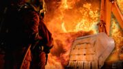 Grävmaskinist hjälpte till att släcka brand