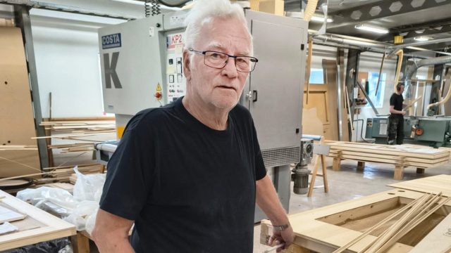 78-årige snickaren vägrar pension