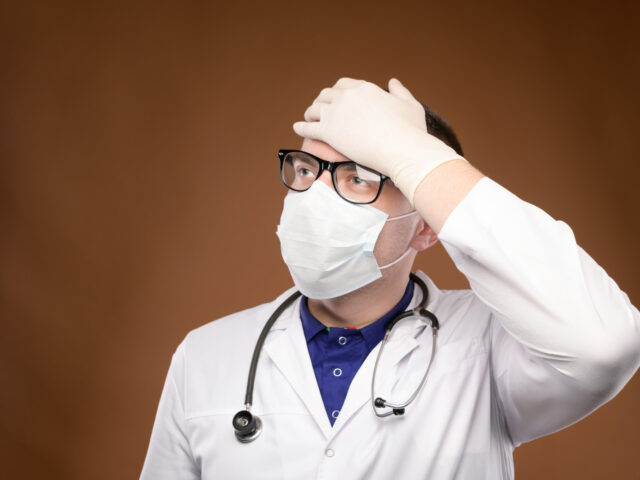 Kostsamma byggmissar uppdagades på Nya Karolinska Solna