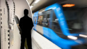 Döms för knivar på tunnelbanan